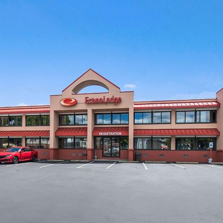 Econo Lodge Boston-Malden Exteriör bild