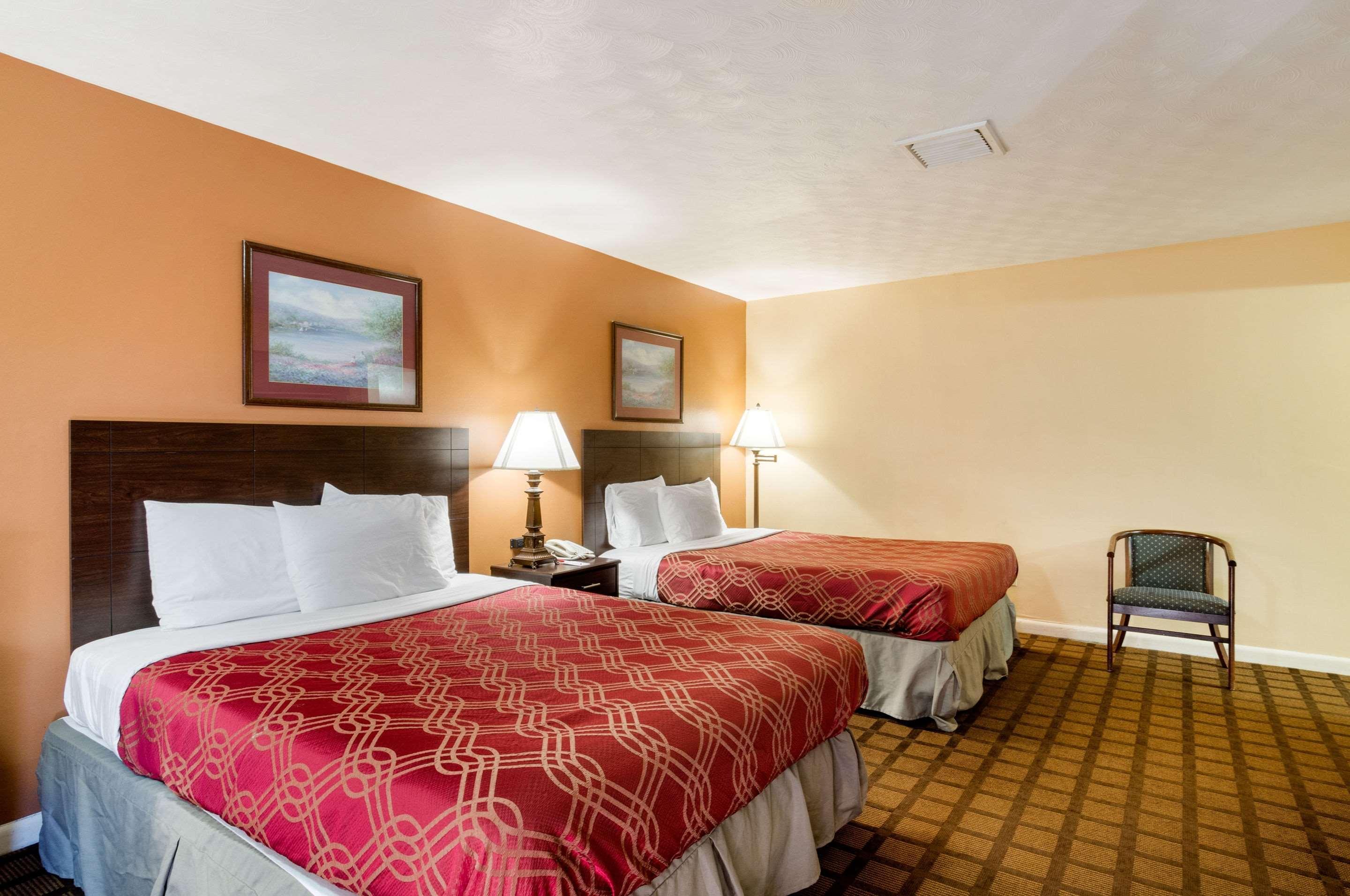 Econo Lodge Boston-Malden Exteriör bild
