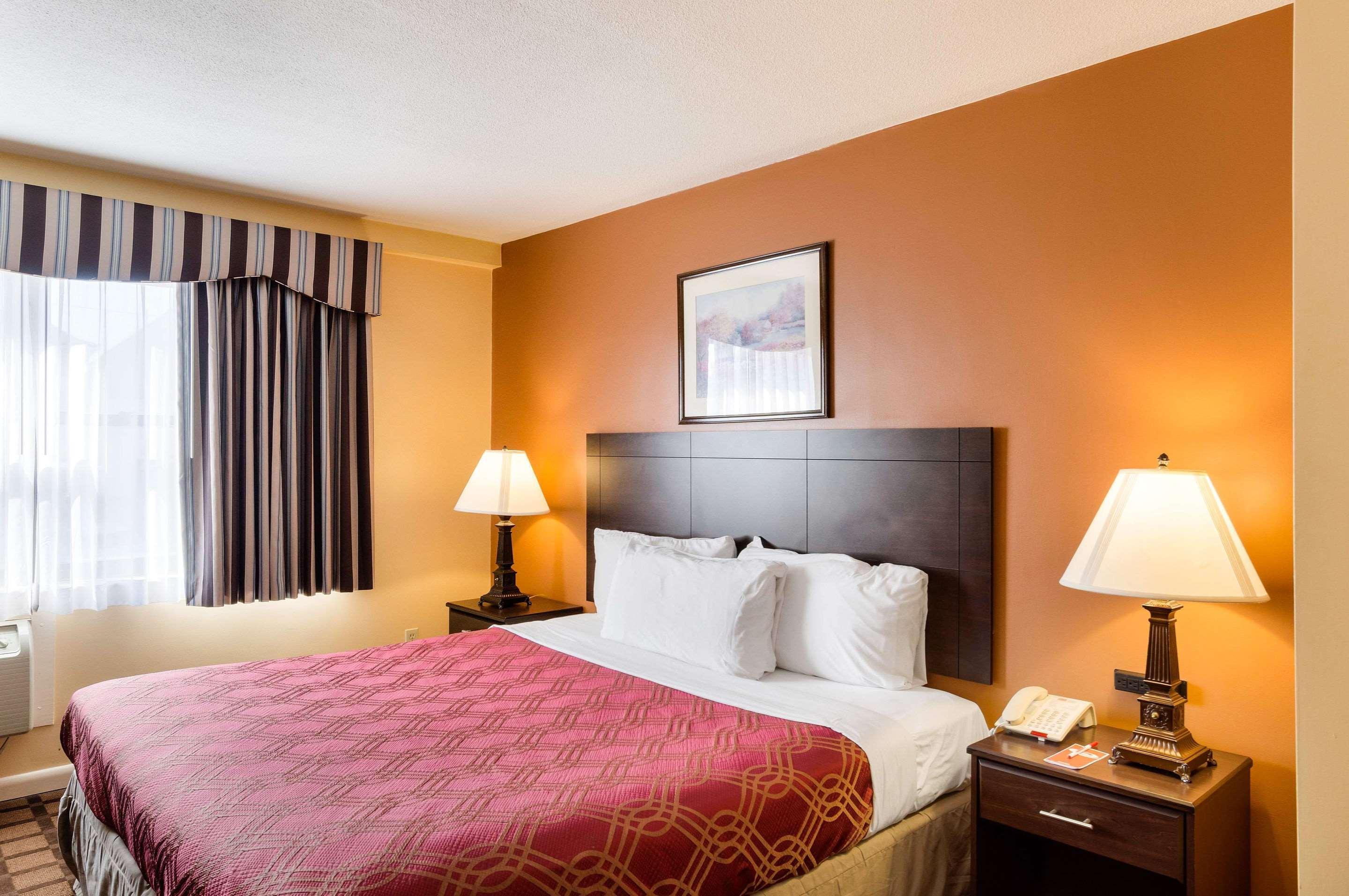 Econo Lodge Boston-Malden Exteriör bild