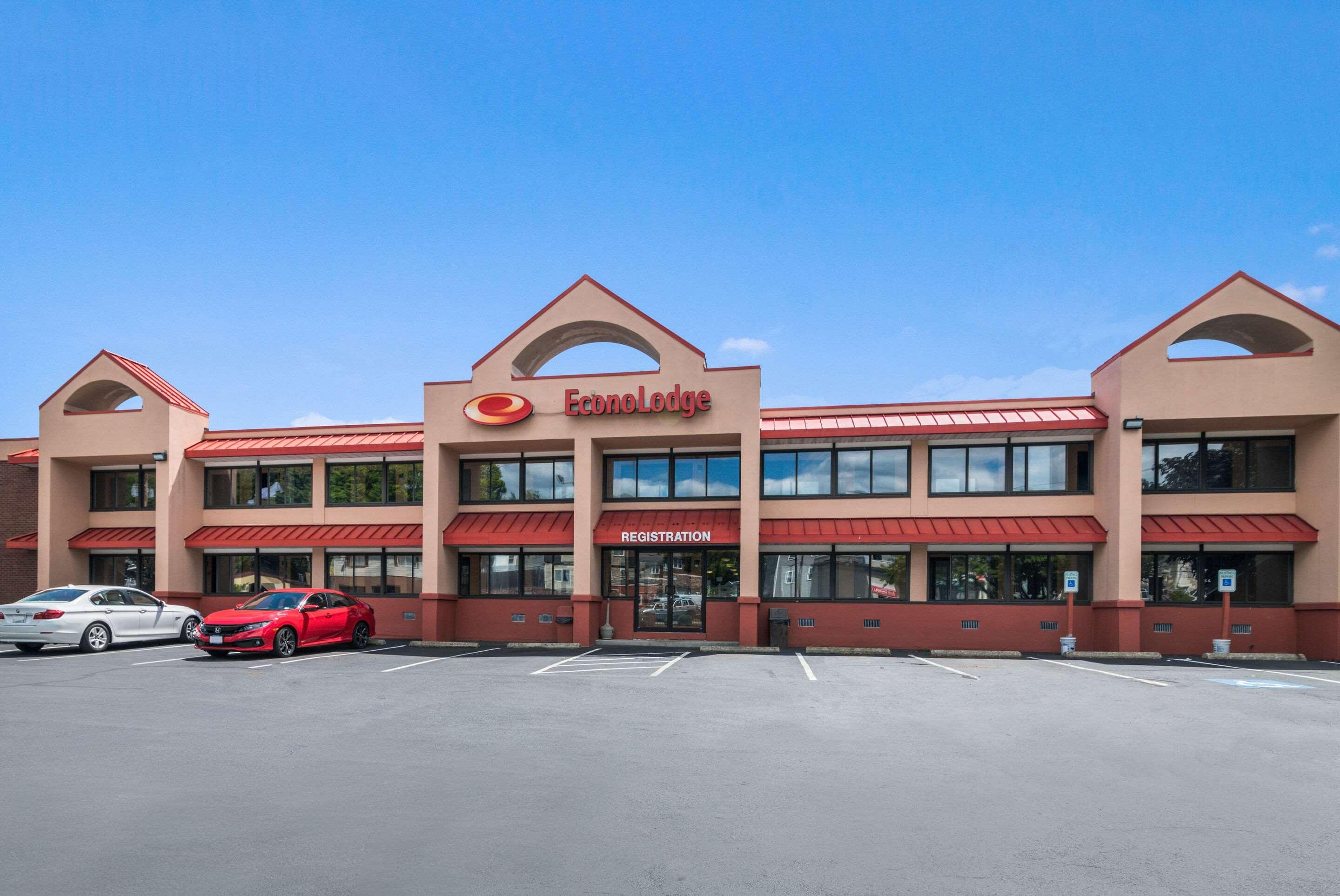 Econo Lodge Boston-Malden Exteriör bild