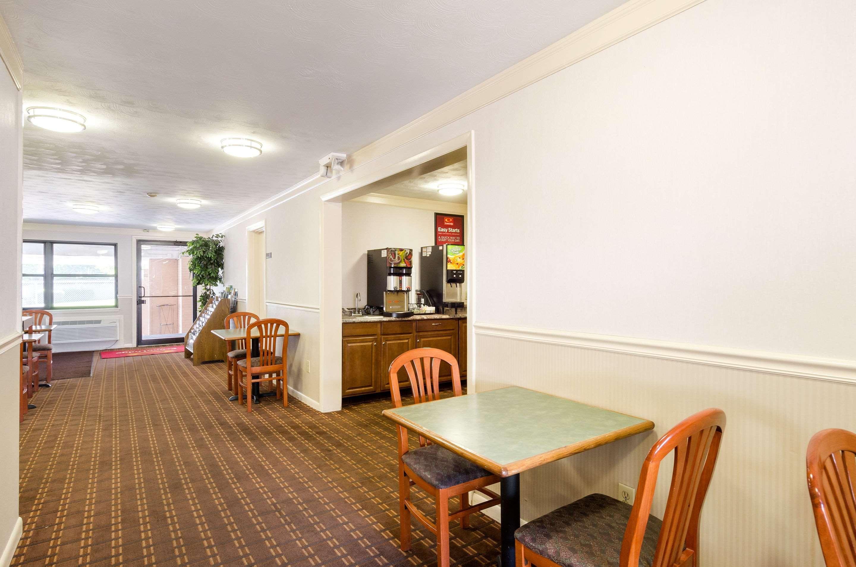 Econo Lodge Boston-Malden Exteriör bild