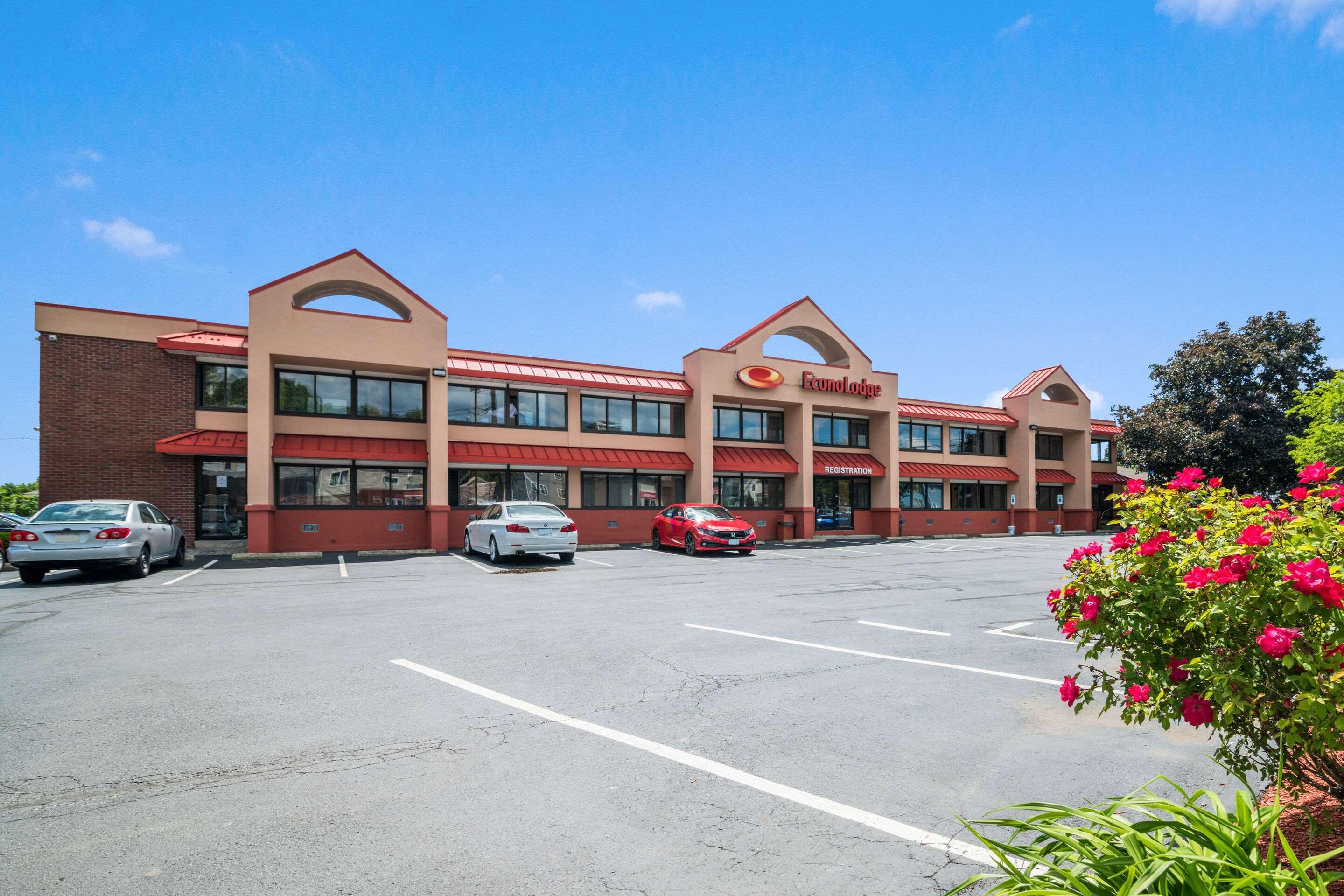 Econo Lodge Boston-Malden Exteriör bild