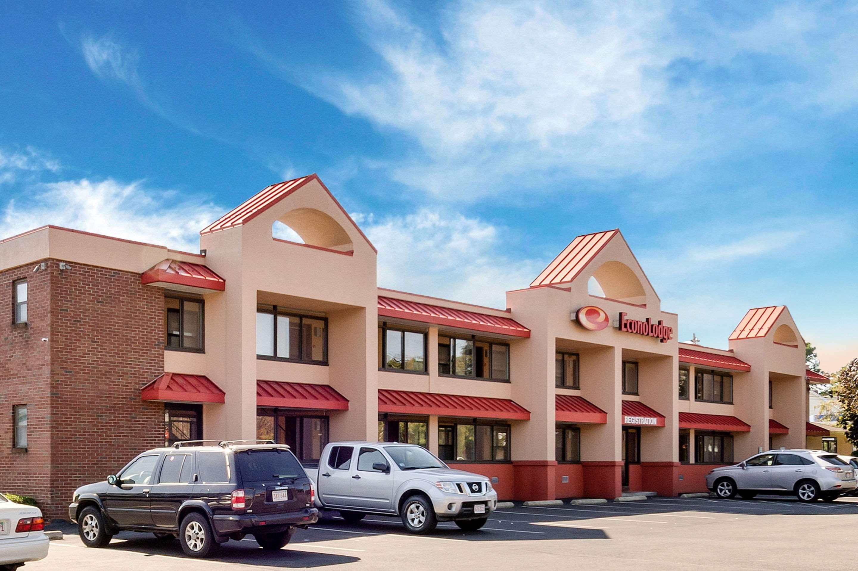 Econo Lodge Boston-Malden Exteriör bild